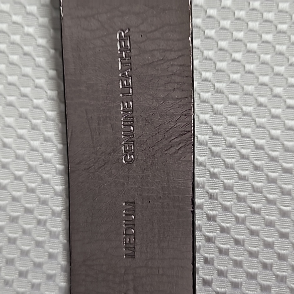 MICHEAL KORS LOGO LEATHER BELT IN BLACK SZE- MEDIUM - Picture 6 of 8